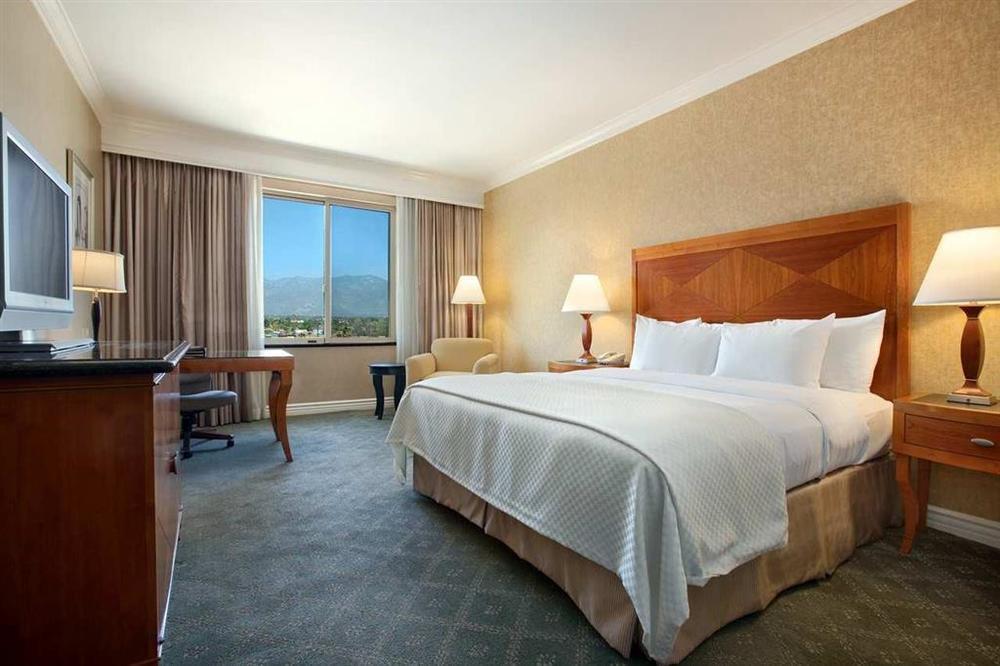 Hilton Los Angeles/San Gabriel Chambre photo